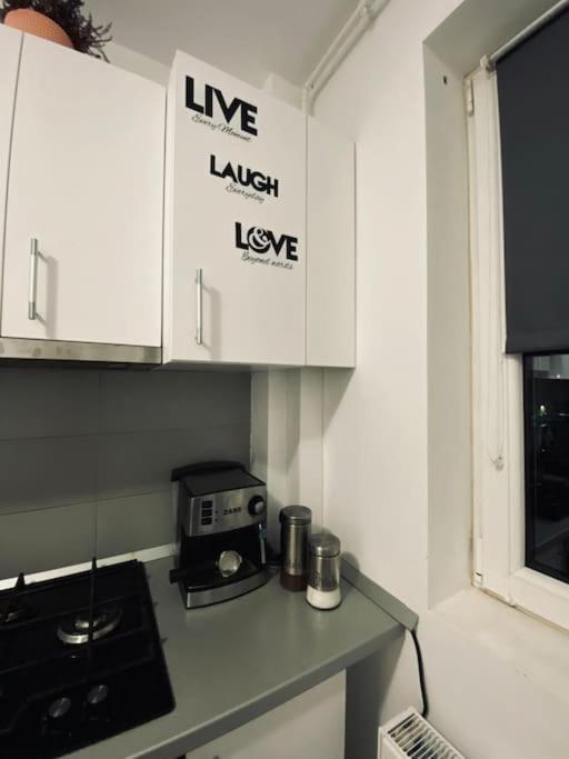 Apartament 2 Camere Modern Si Confortabil Giroc Esterno foto